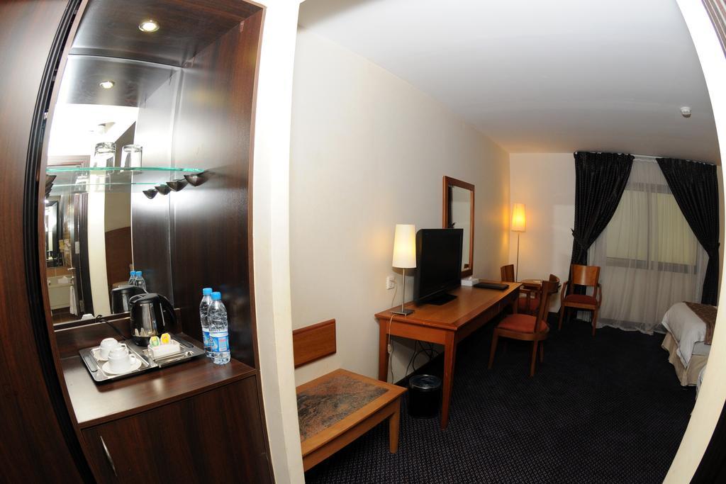 Hala Hotel Al Khobar Exterior foto